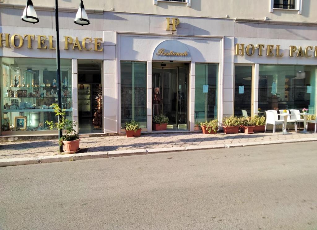 HOTEL PACE photo 2