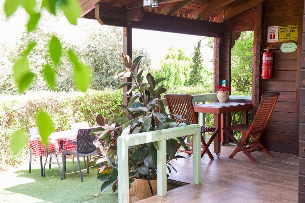 Eden Ramot Chalets photo 3