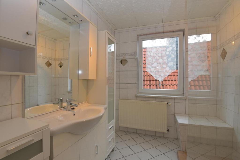 Monteurhaus-Arbeiterunterkunft Haus Markus Suhl photo 2