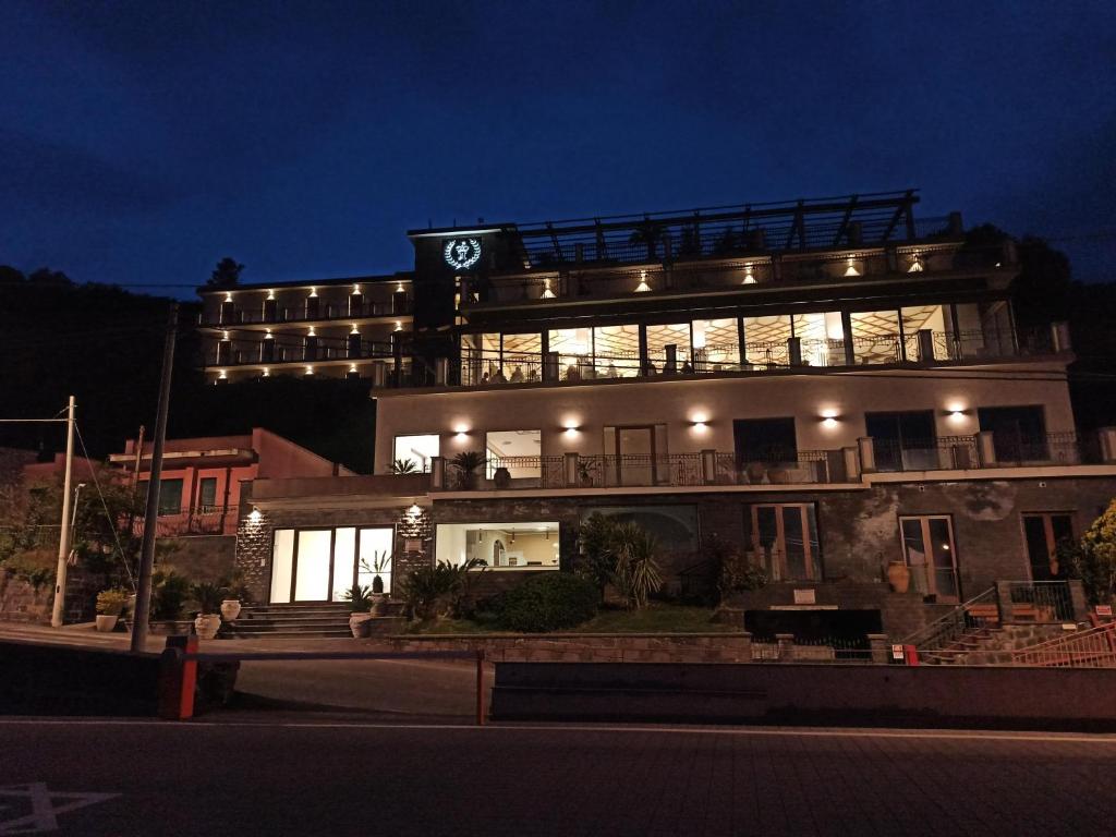 Hotel Primavera Dell'Etna photo 1