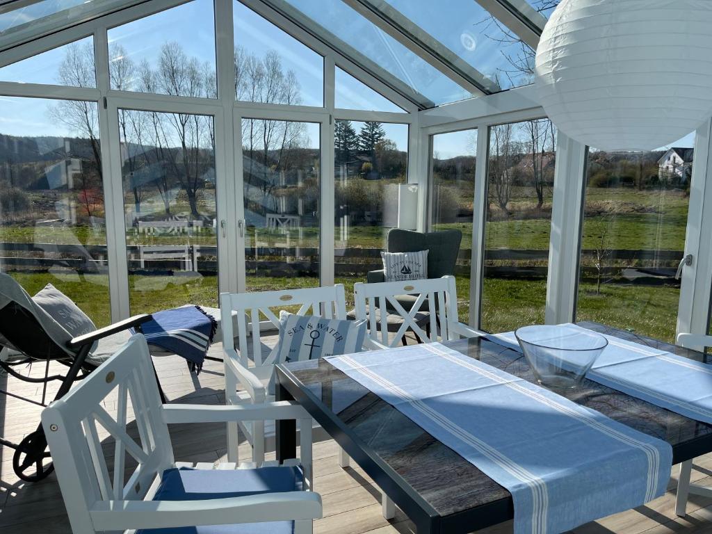 Ferienhaus bei den Kreidefelsen - Ihr Zuhause auf Rügen photo 1