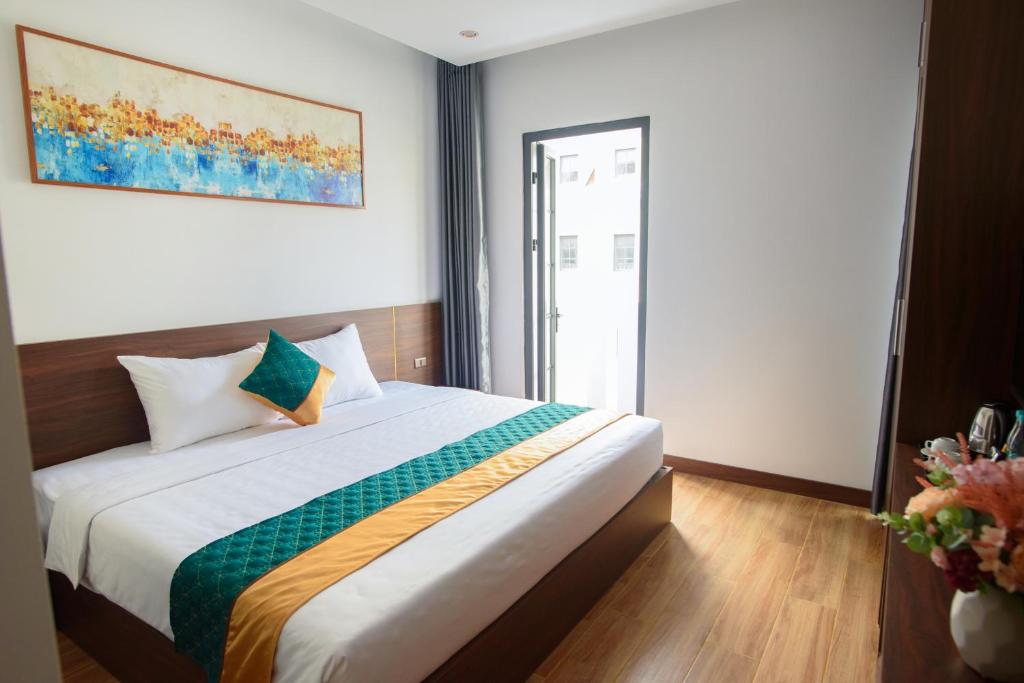 Maris Hotel & Coffee