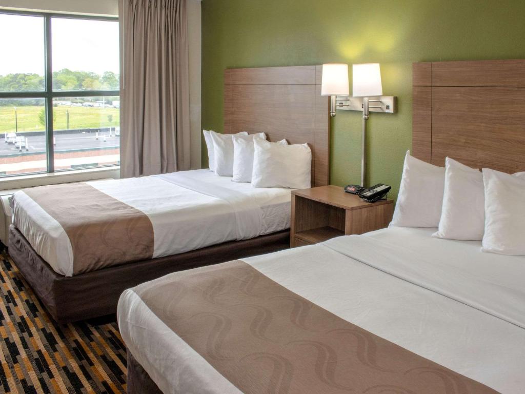 Quality Suites Lake Wright Norfolk Airport photo 4