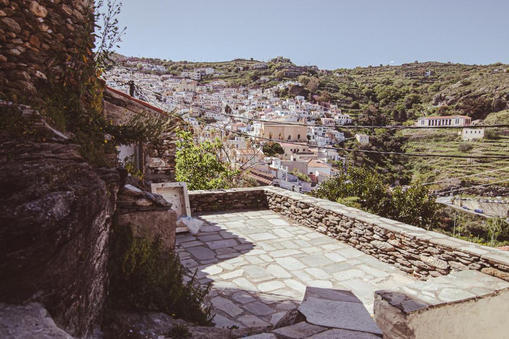 House above the castle