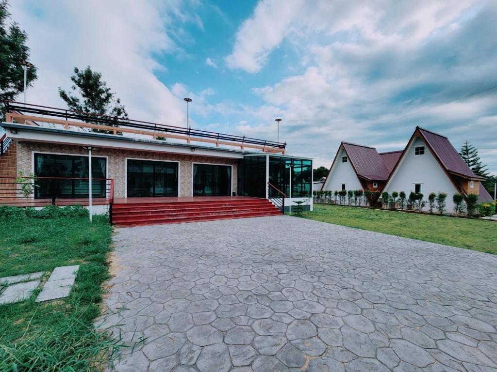 Kerepiman Boutique Hotel Room Type - Three-Bedroom House