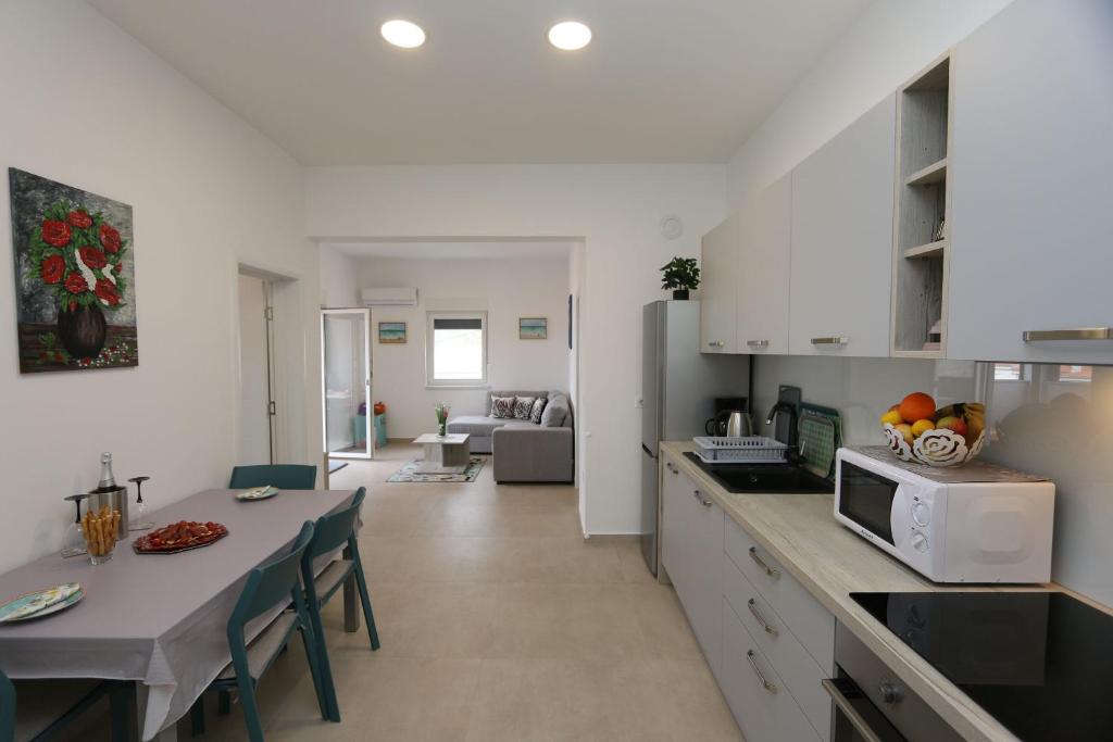 Apartments Zabcic photo 3