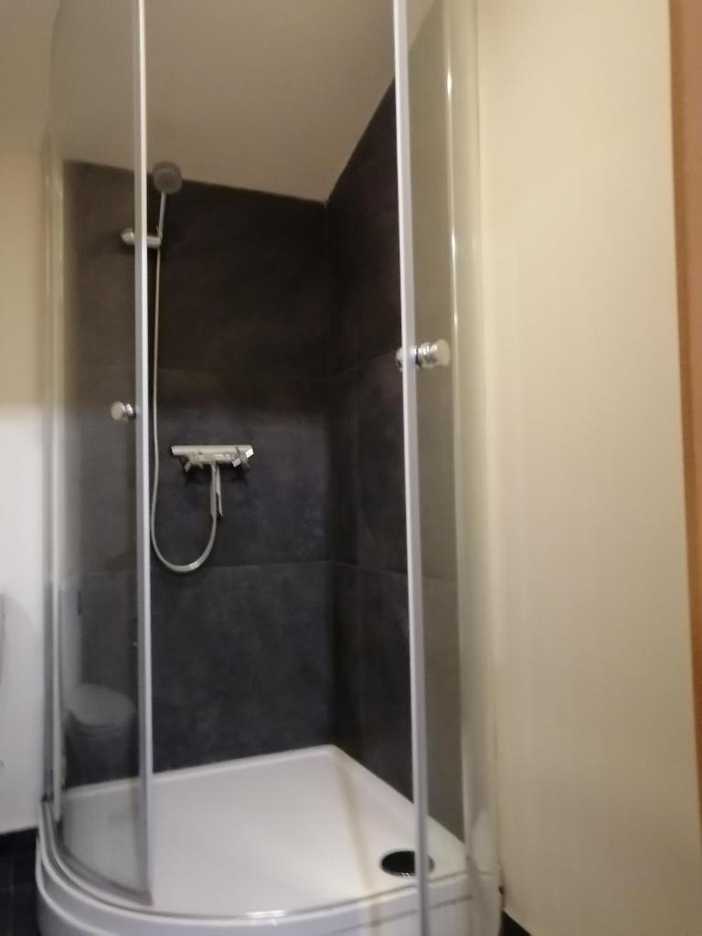 High guests comfort and satisfaction in 2 double bedrooms with private bathroom photo 4