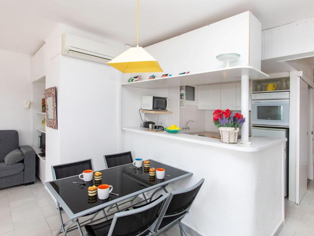 Apartment Artit by Interhome photo 1