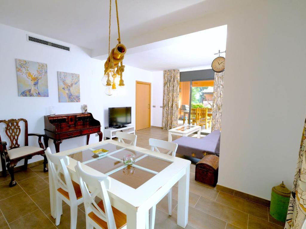 Apartment Rabassades by Interhome photo 3