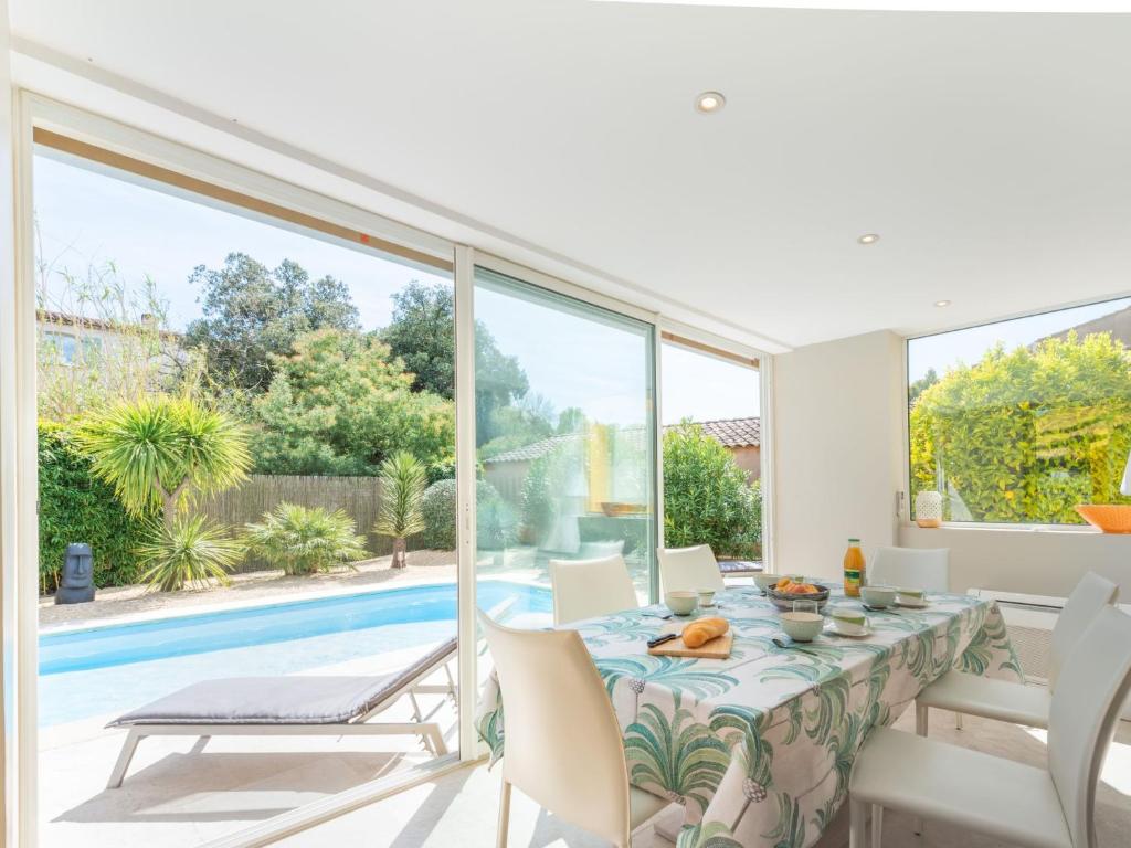 Holiday Home Le Clos du Mûrier by Interhome photo 3
