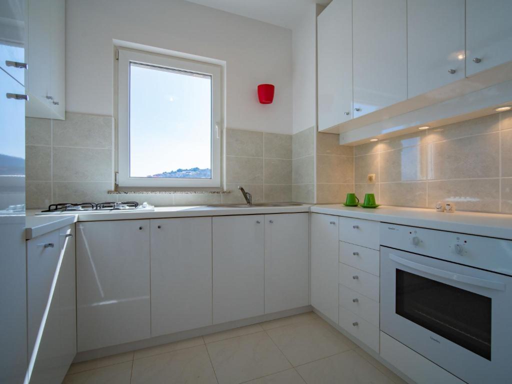 Apartment Martina by Interhome photo 3