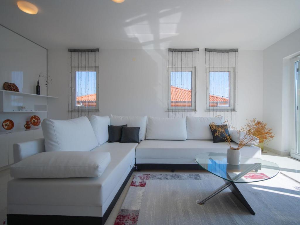Apartment Martina by Interhome photo 2