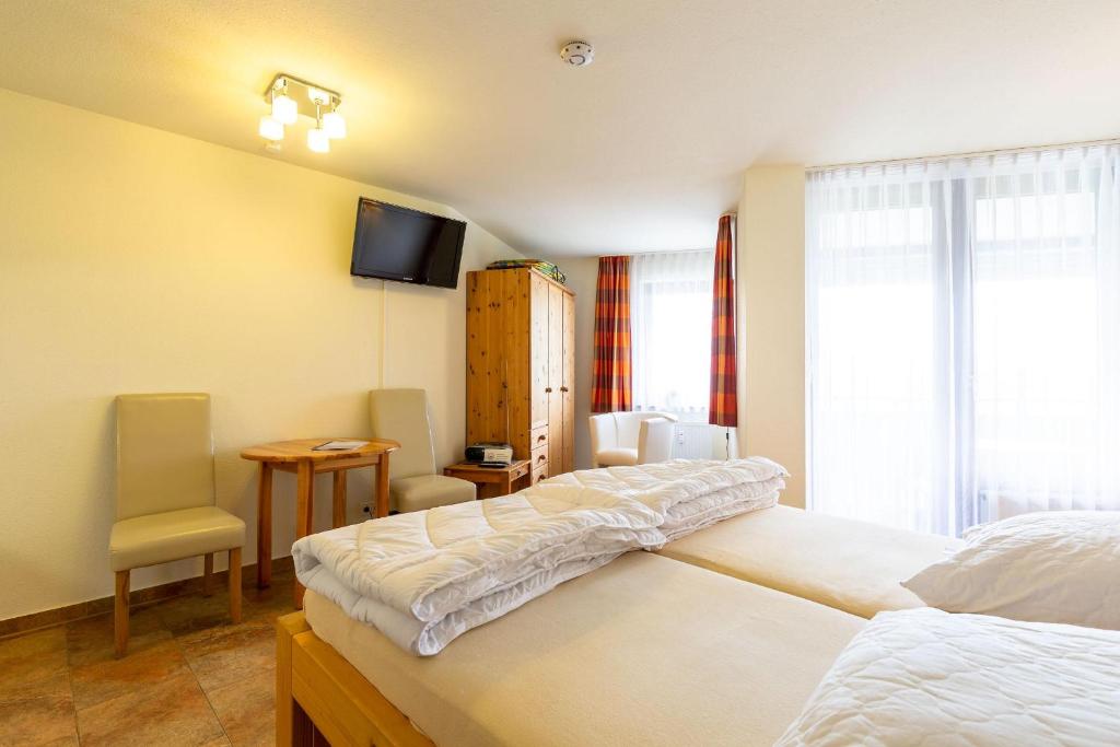 Ferienwohnpark Immenstaad am Bodensee Ein-Zimmer-Apartment 55 32 photo 4
