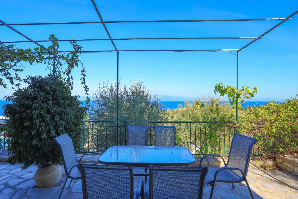 Antigoni Villas photo 4