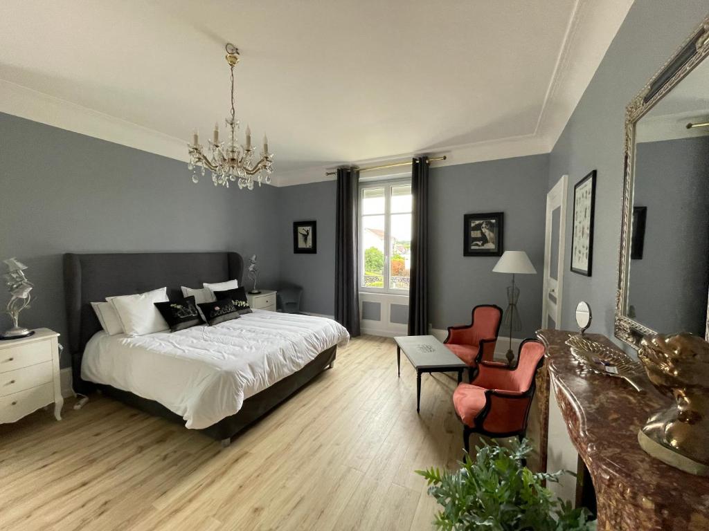 La Maison Bleue « La Charade » photo 2