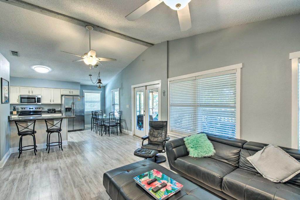 Pensacola Home - 2 Blocks From Boat Launch! photo 3