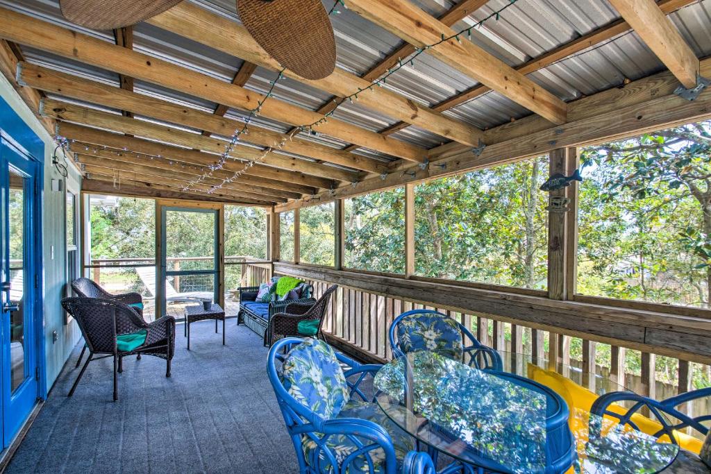 Pensacola Home - 2 Blocks From Boat Launch! photo 1