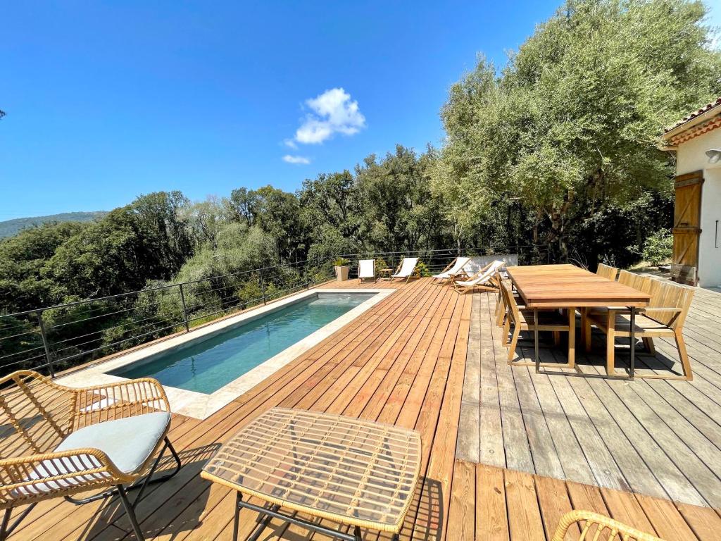 Villa piscine Sagone Paradise avec magnifique vue mer photo 1