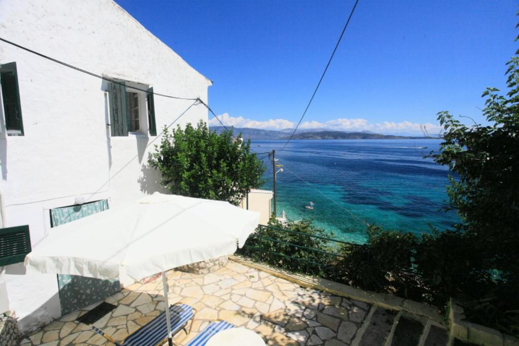 Sea Front Studio Alexandra photo 2