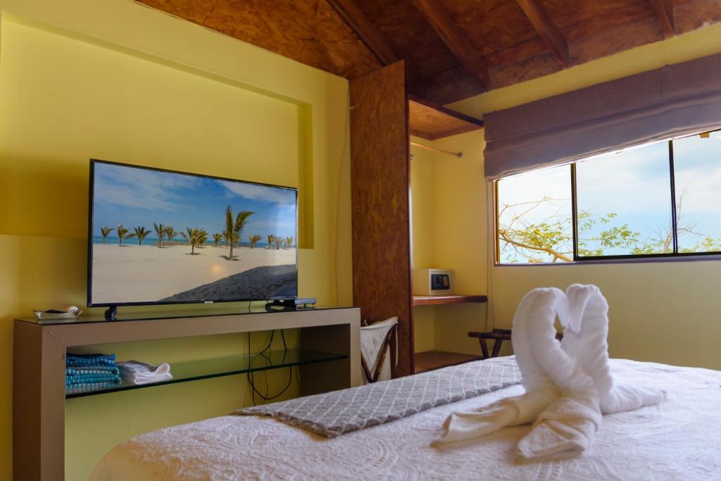 Wallac Bungalows Canoas de Punta Sal photo 2