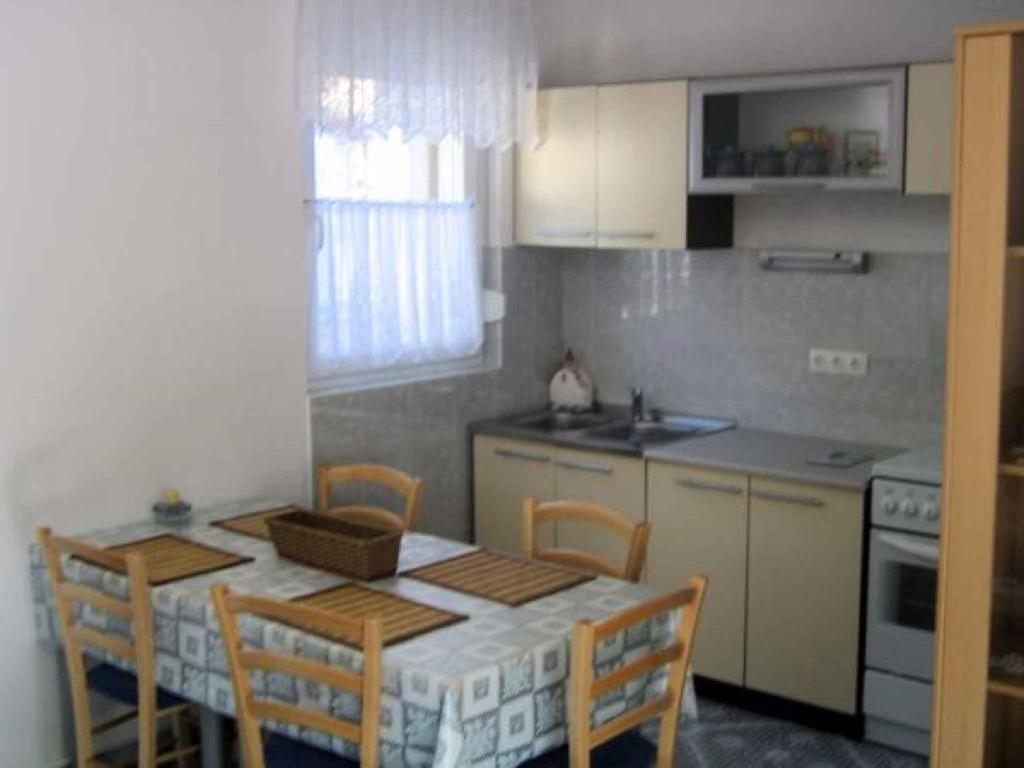 Apartments in Dramalj 42437 photo 1