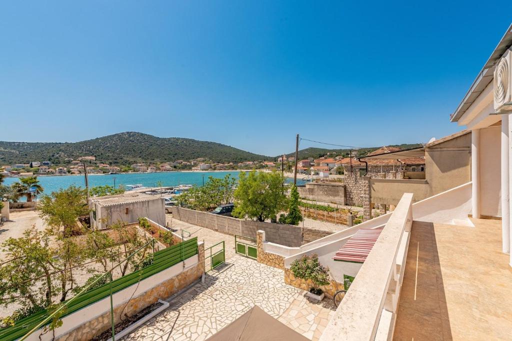 Holiday House Marin Vinisce photo 2