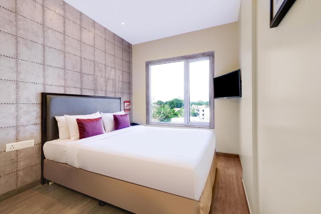 7 Apple Hotel, Vadodara photo 2
