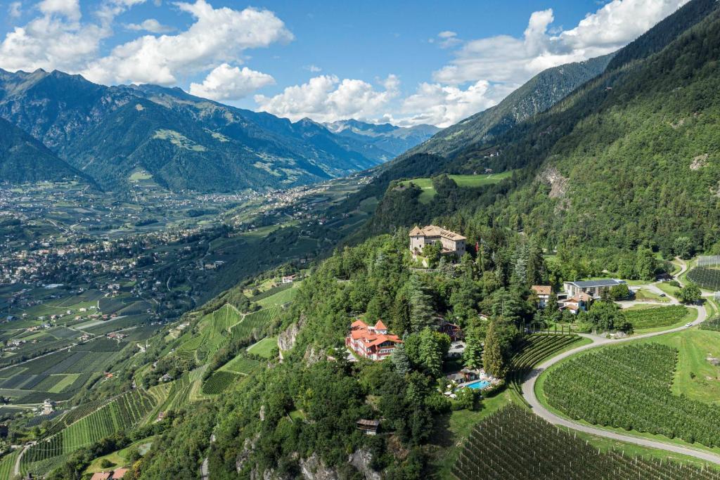 Relais & Chateaux Hotel Castel Fragsburg photo 1