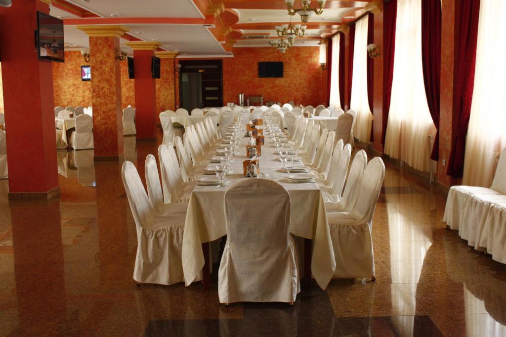 Diana Hotel photo 1