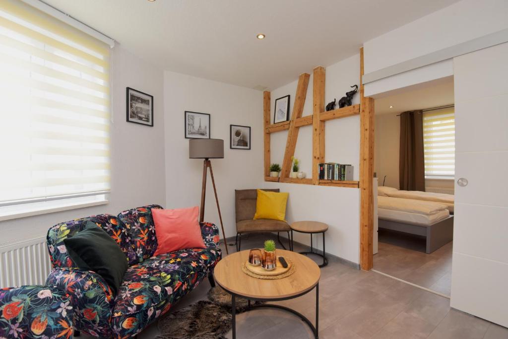Ferienwohnung in ruhiger Lage von Zella-Mehlis/ Wohnung Carola photo 1