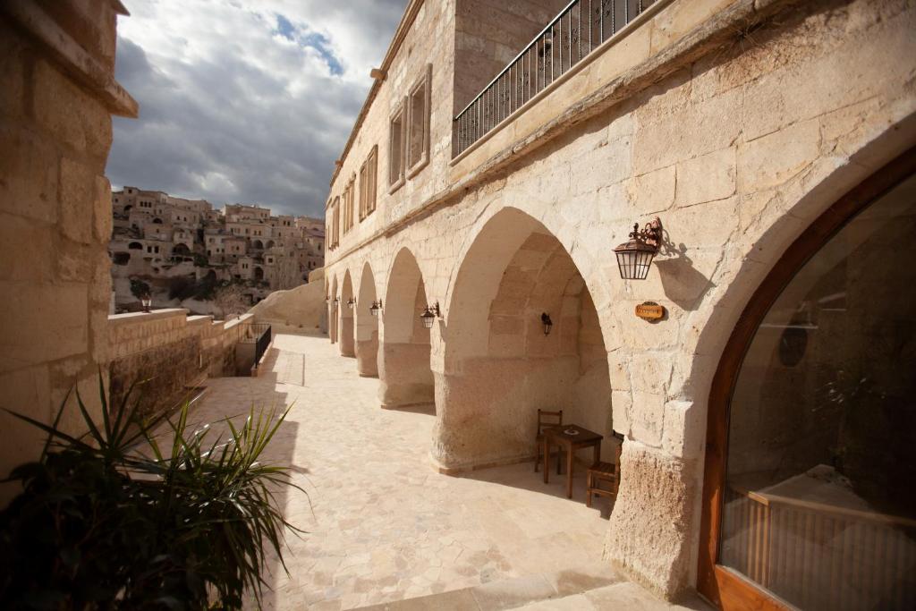 Narcissos Cave Hotel photo 3