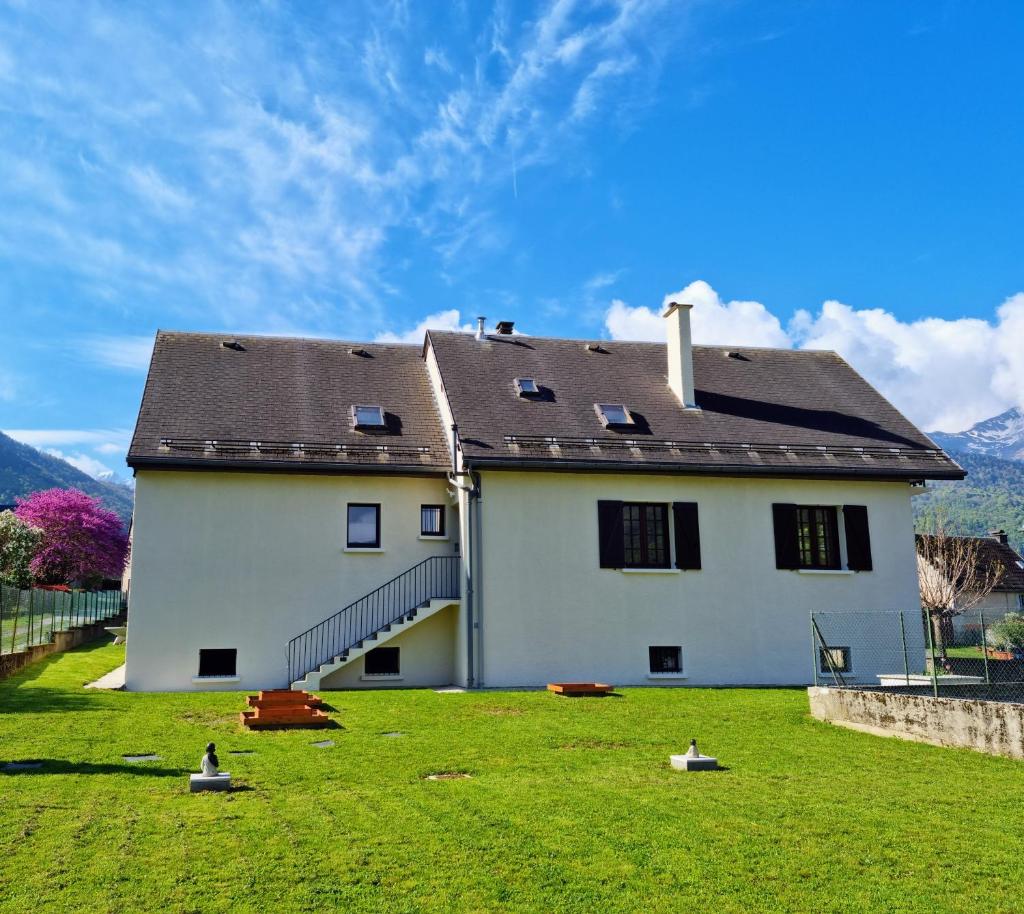 Grande villa avec jardin privatif - Bagnères de Luchon photo 3