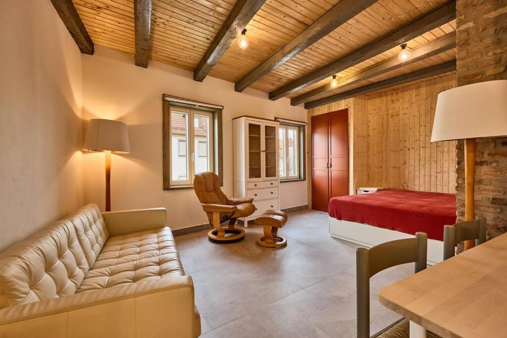 Rote Wohnung - Goldenes-Häusle photo 1