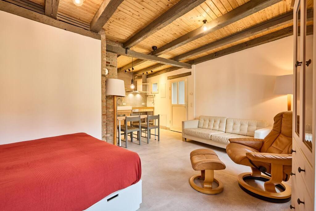 Rote Wohnung - Goldenes-Häusle photo 4