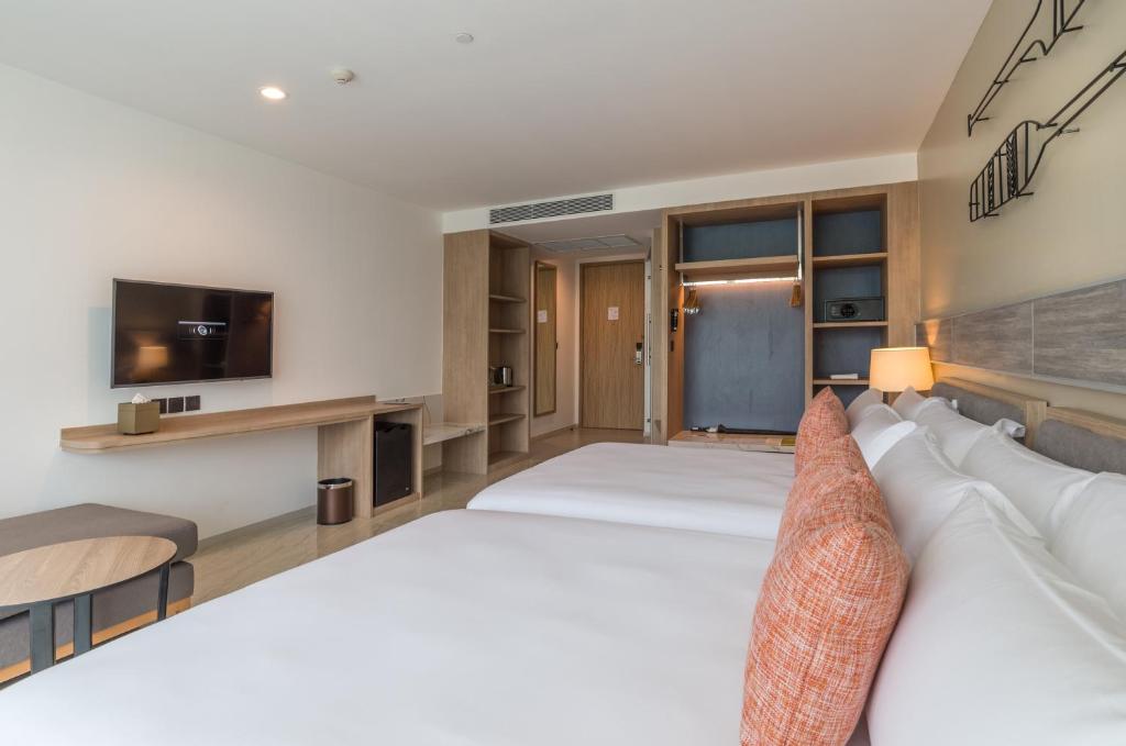 Centara Ao Nang Beach Resort & Spa Krabi - SHA Plus photo 4