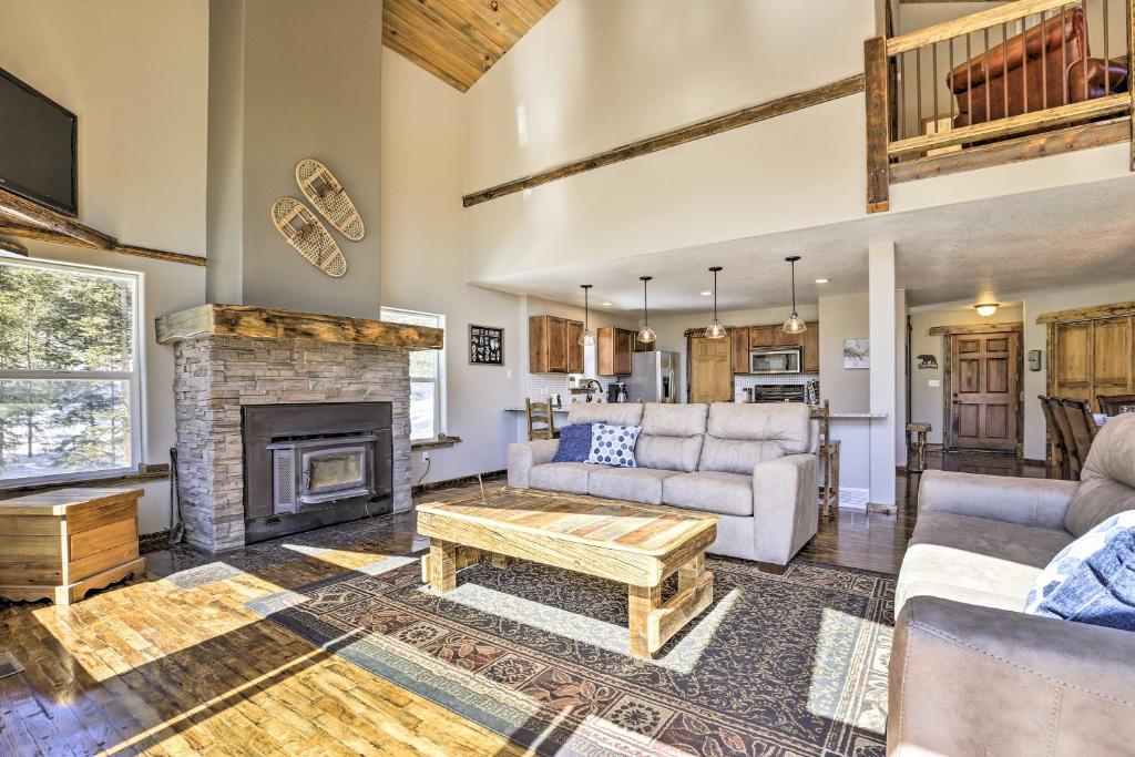 Spectacular Mountain Home with Hot Tub and Endless Decks - Elk Ridge photo 2