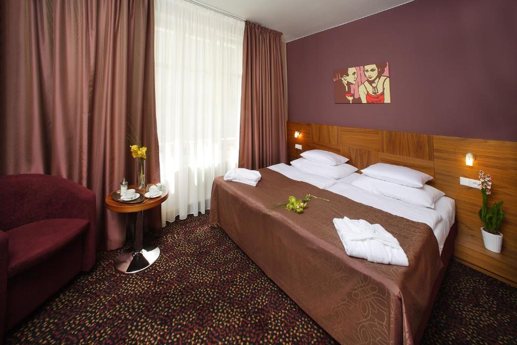 1.Republic Hotel photo 2