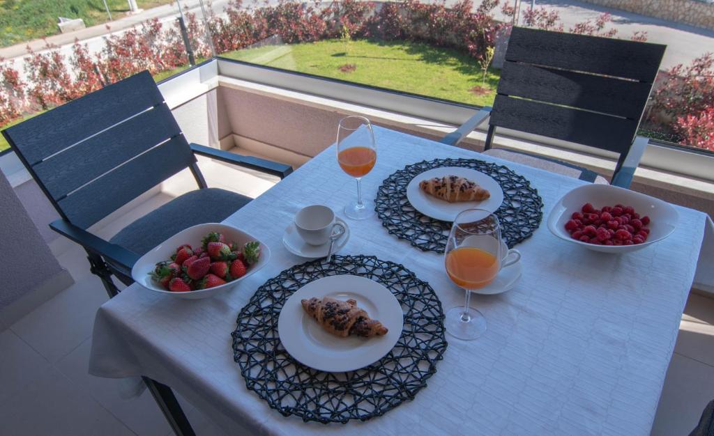 Luxury apartment Porto with sea view and swimming pool photo 4