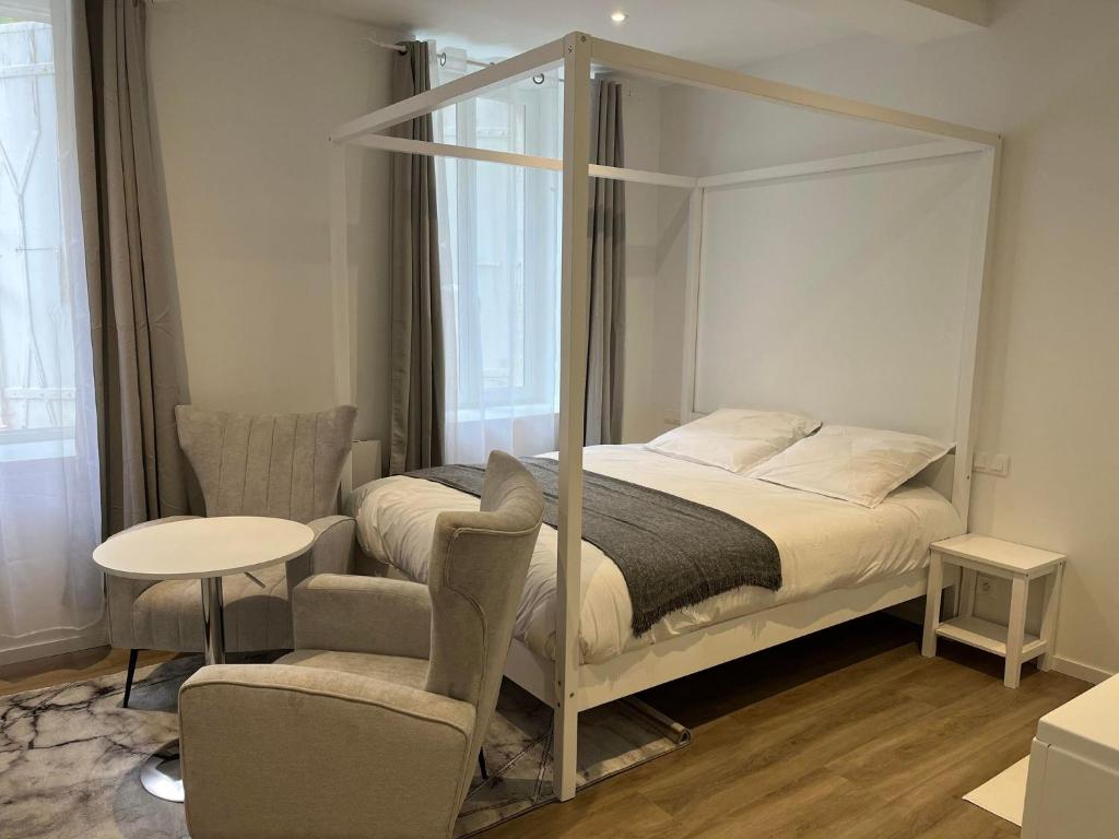 SUITE PRIVEE RIQUET - Romantique photo 3
