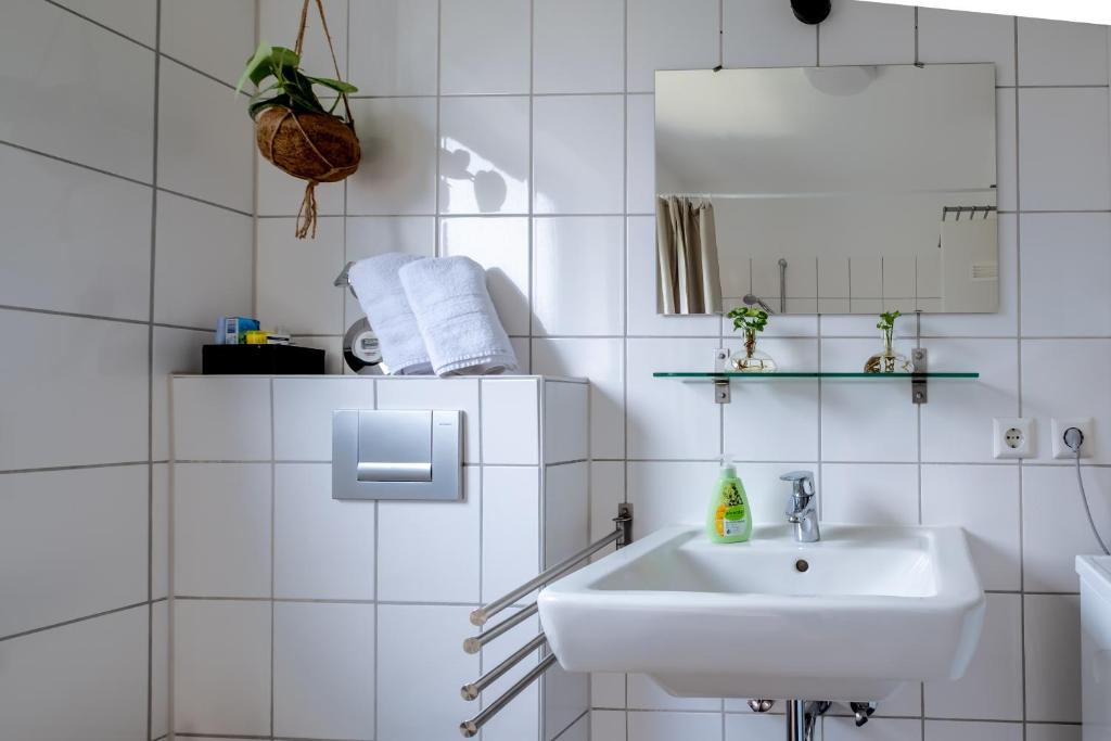 Studio Fayence - EMMA, Netflix, WiFi, Workspace photo 1