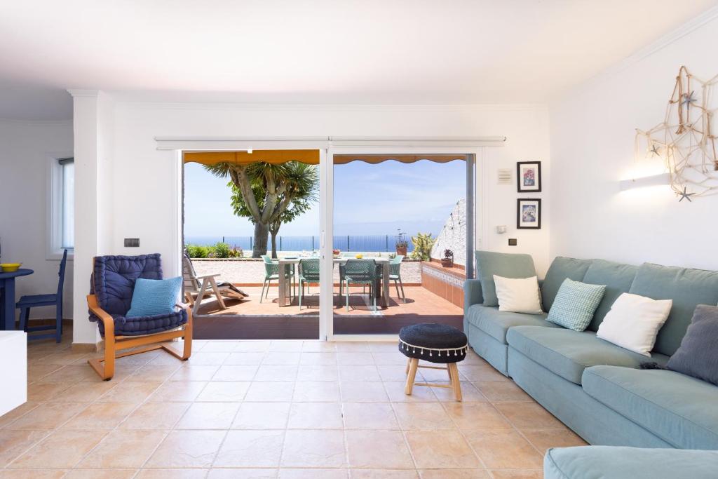 Home2Book Amazing La Palmita Suite photo 3
