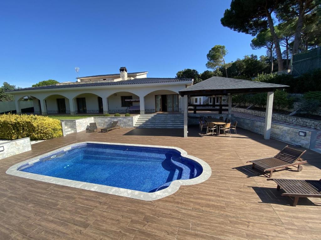 Vivalidays Villa Kiros photo 3
