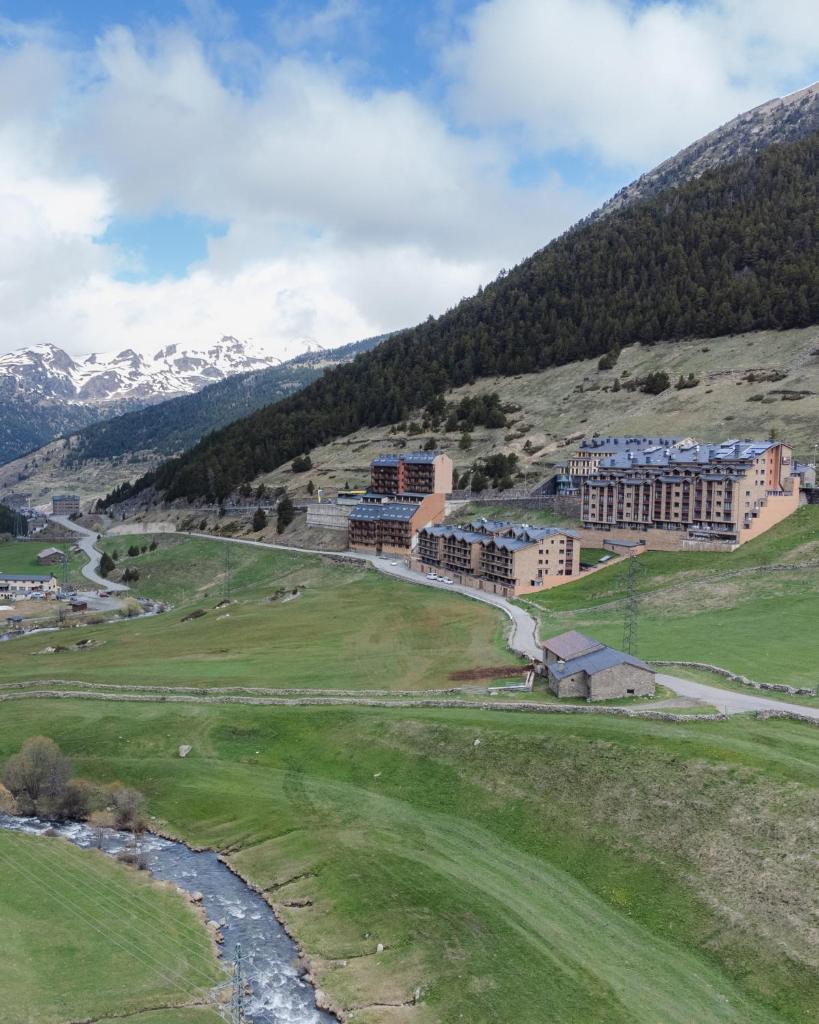 Apartamento Luxury en Bordes d'Envalira, Andorra photo 1