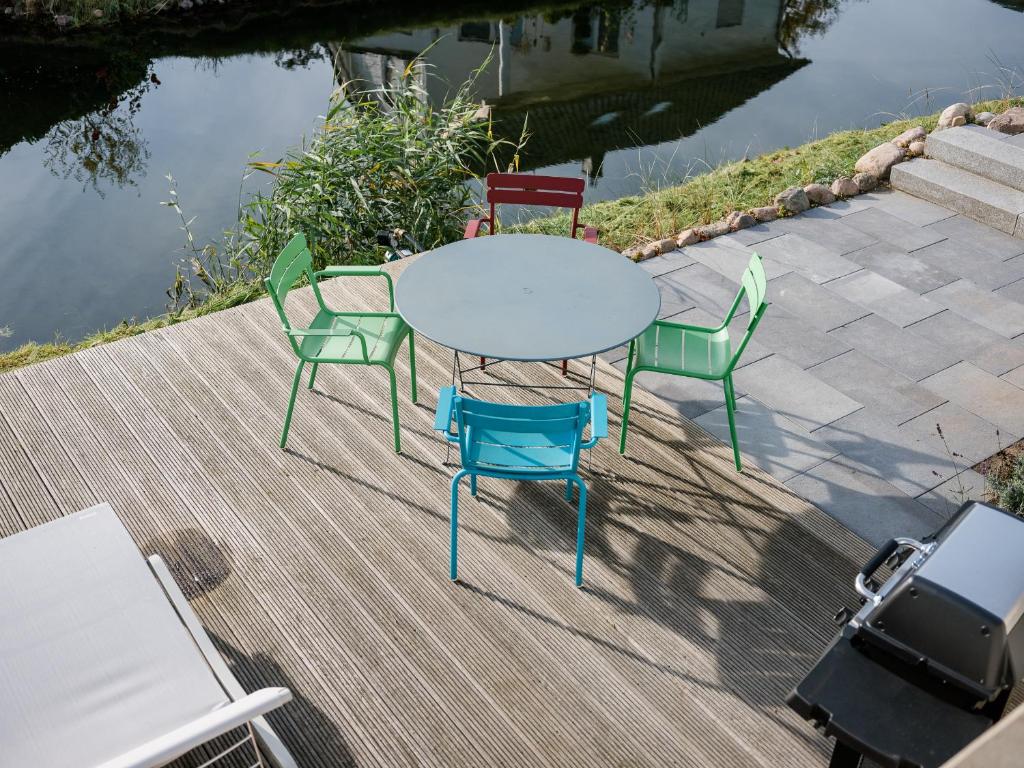 Luxus Ferienhaus für 8 Personen am See inkl. Boot photo 2