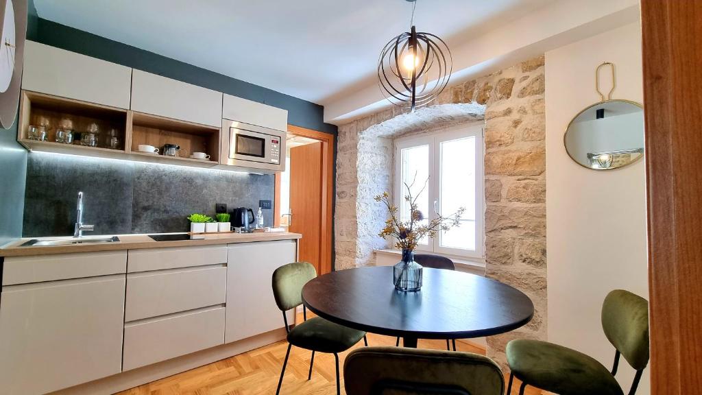 Etal Luxury Apartment photo 1