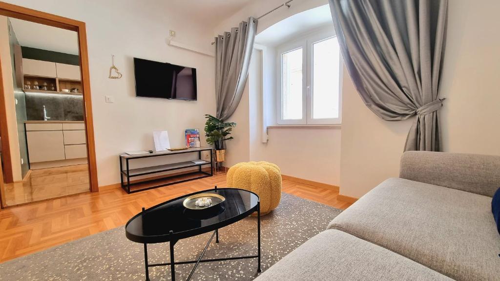 Etal Luxury Apartment photo 4