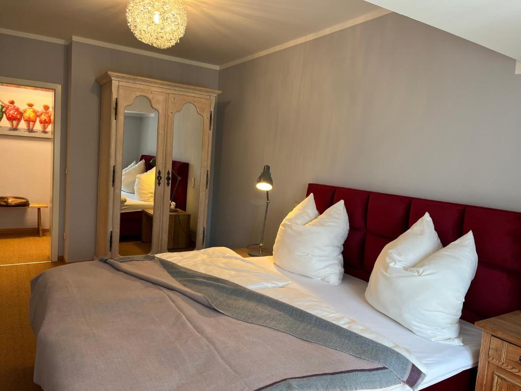 Gästezimmer in herrschaftlicher Villa photo 2