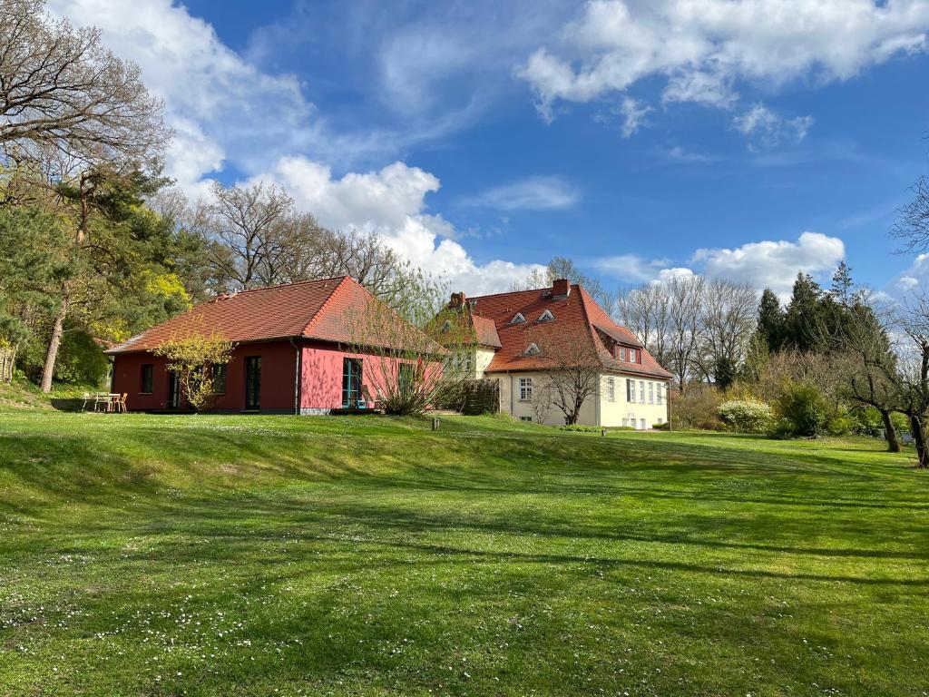 Gästezimmer in herrschaftlicher Villa photo 3