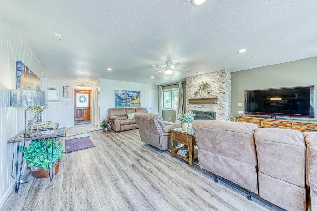 Yosemite West Family Chalet photo 4