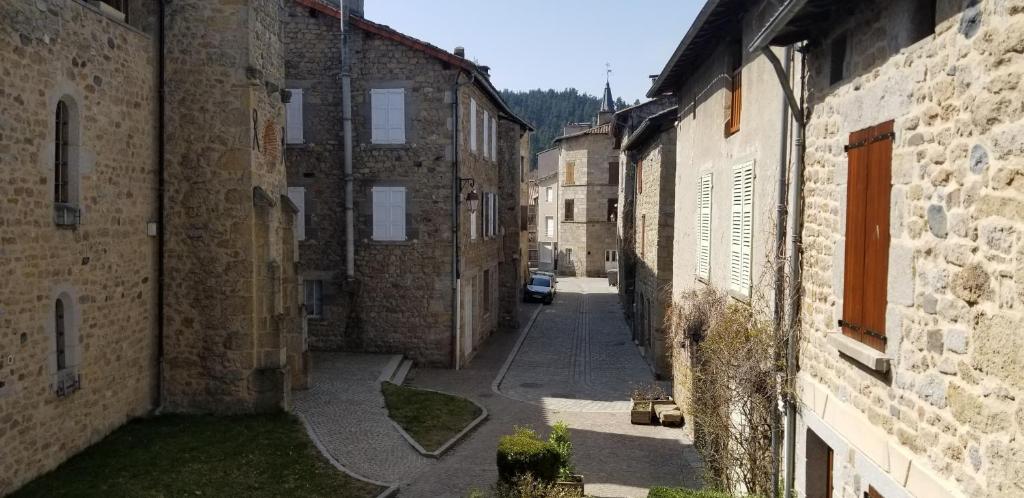 Le gîte des remparts au cœur du village médiéval photo 3